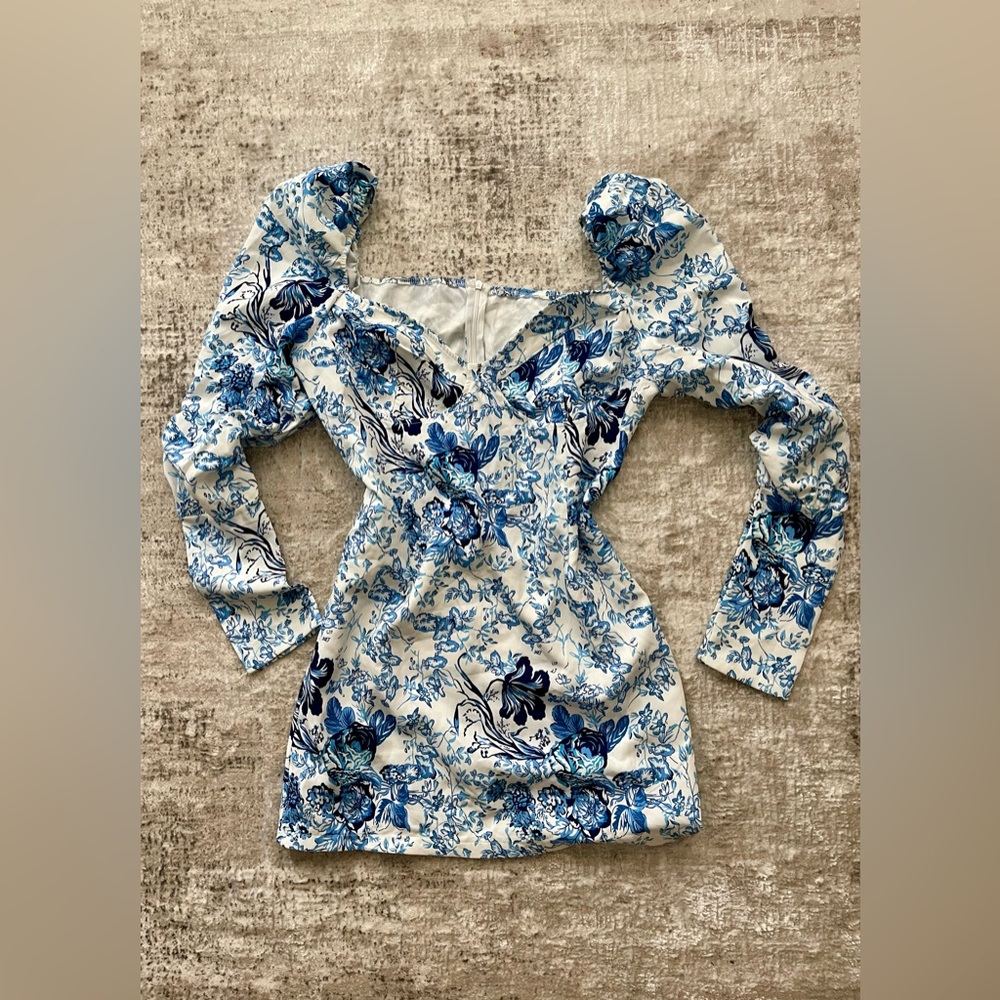 Blue & White Mini Floral Dress in Large